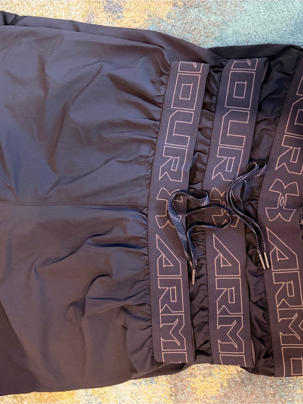Under Armour Men’s Black Performance Athletic Shorts - Picture 3 of 4